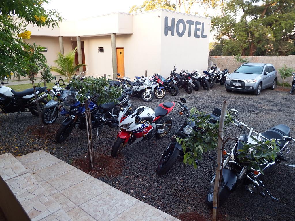 Hotel Winner บาร์เรโตส ภายนอก รูปภาพ
