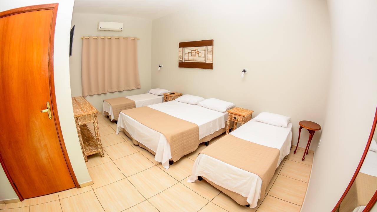 Hotel Winner บาร์เรโตส ภายนอก รูปภาพ
