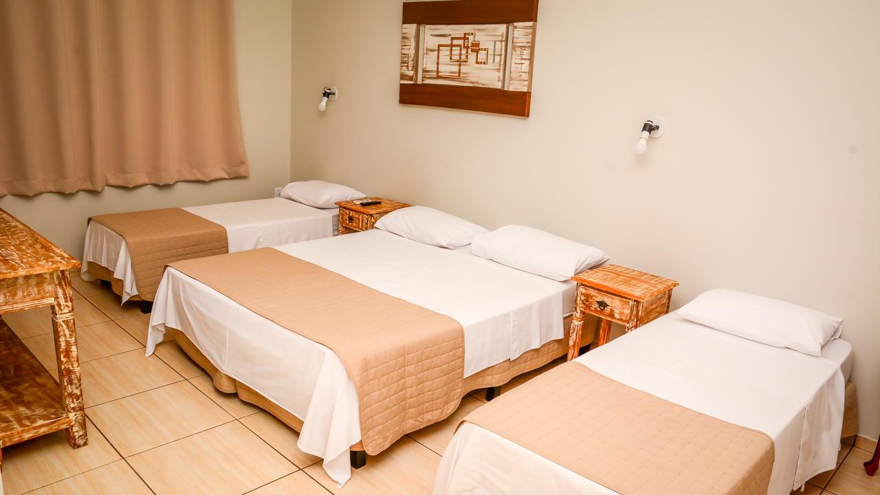 Hotel Winner บาร์เรโตส ภายนอก รูปภาพ